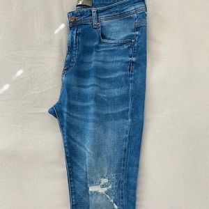Zara tapered jeans